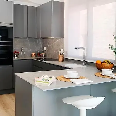 Vila Moderna U Mostaru Blizu Starog Mosta I Centra